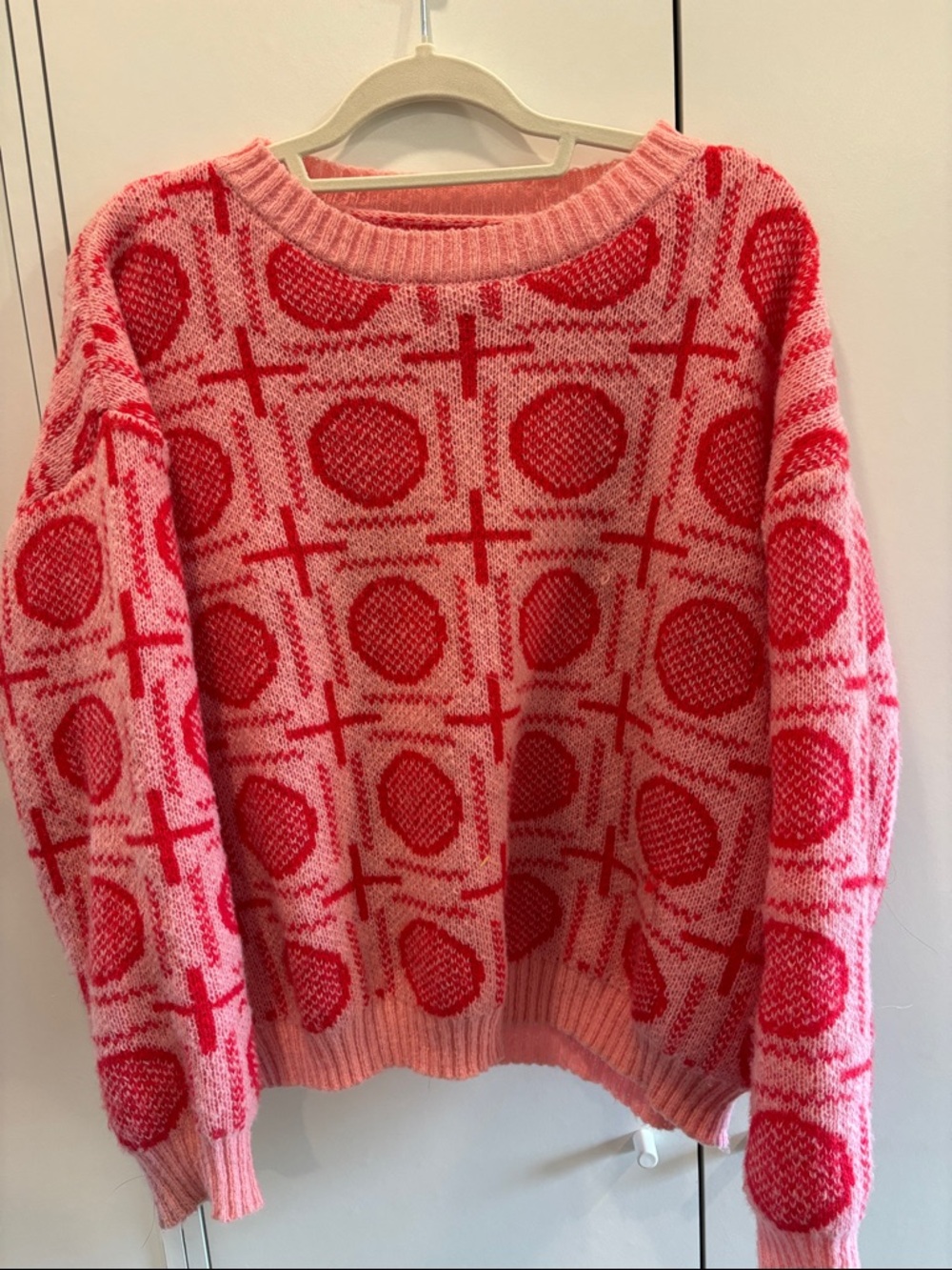 Pink & Red Patterned Women's Sweater